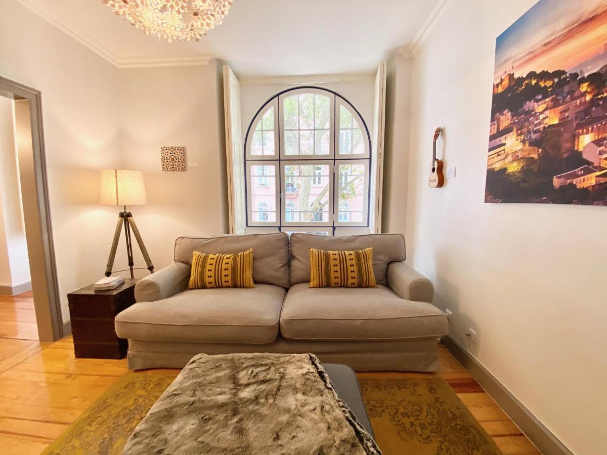 Luxury Vintage Apartment By Myplaceforyou, At The City Centre Next To Marques De Pombal * Lisbon