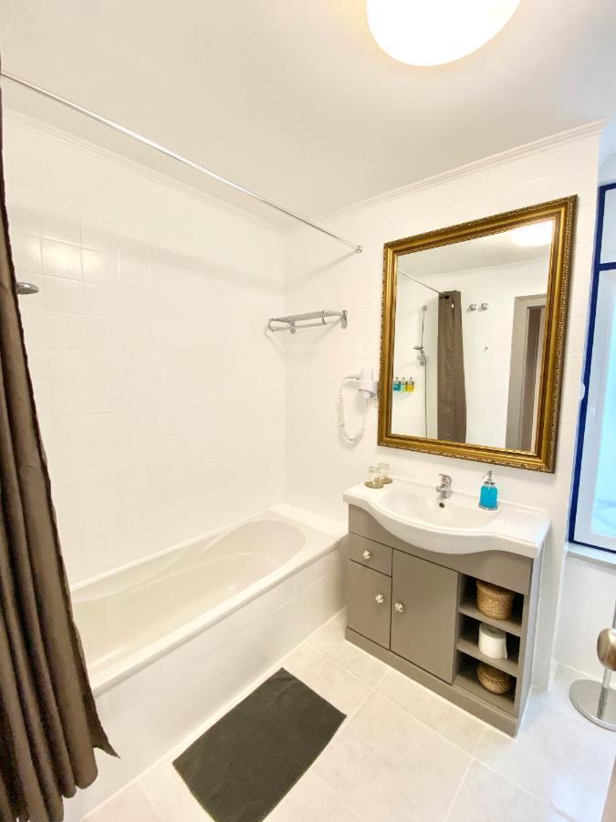 Apartment Luxury Vintage Apartment By Myplaceforyou, At The City Centre Next To Marques De Pombal Lisbon