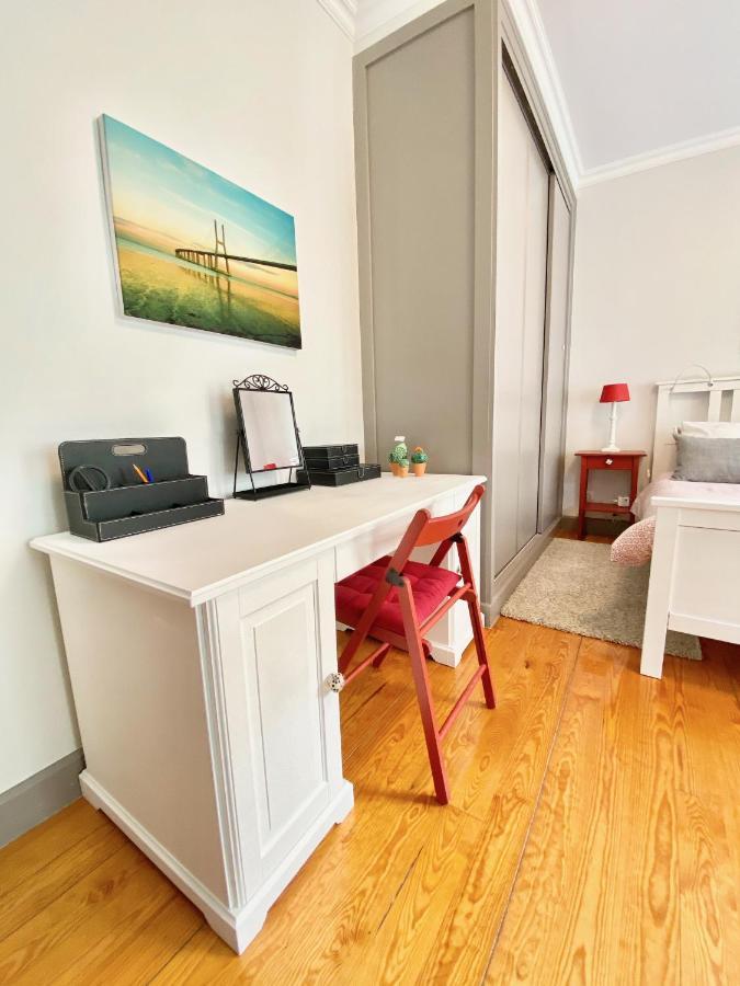 Luxury Vintage Apartment By Myplaceforyou, At The City Centre Next To Marques De Pombal Apartment