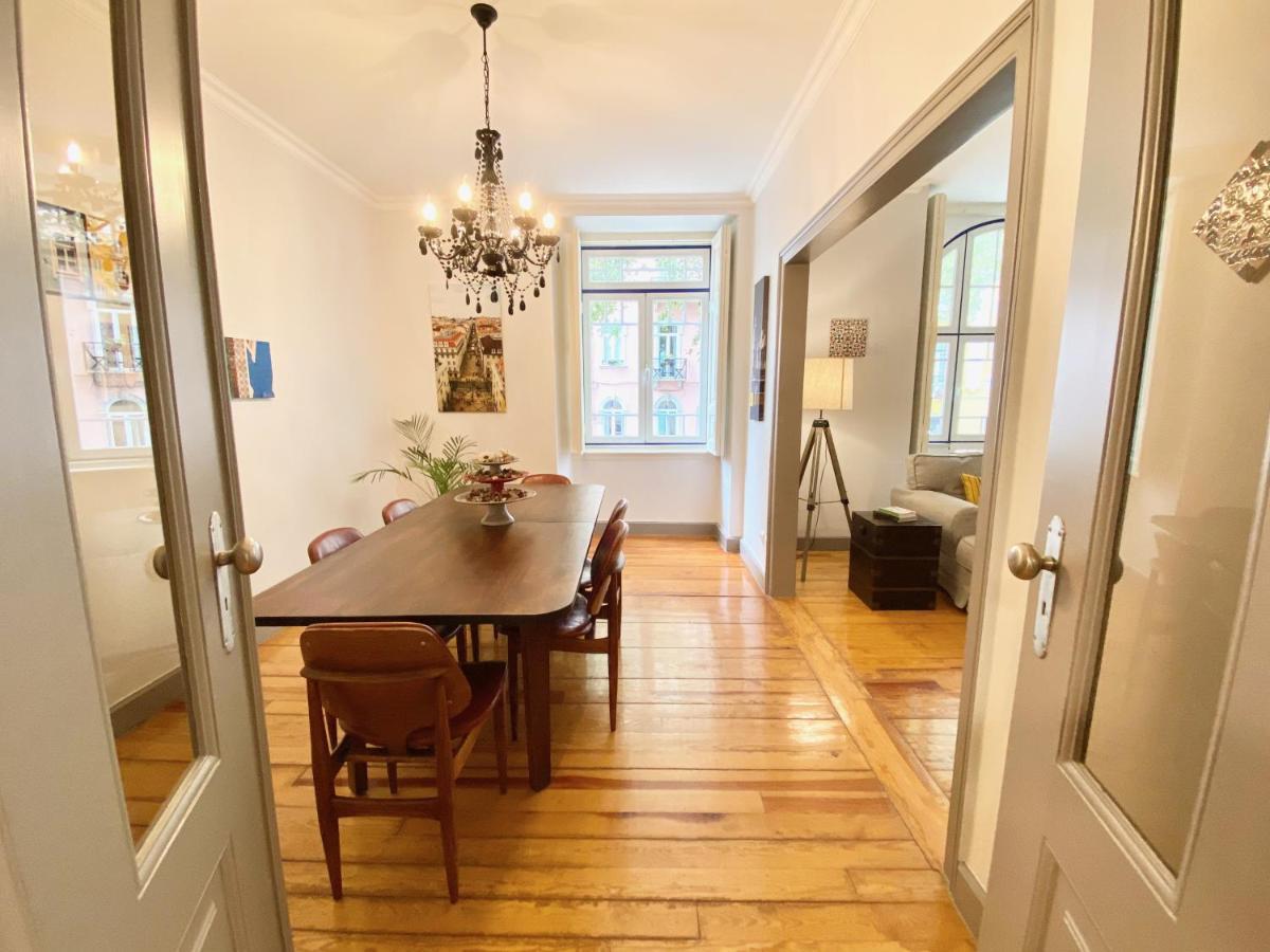 Luxury Vintage Apartment By Myplaceforyou, At The City Centre Next To Marques De Pombal Lisbon
